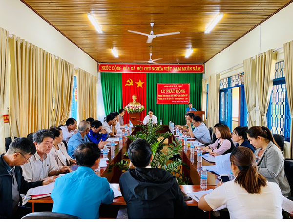 Xã DLiê Yang: Tổ chức Lễ phát động phong trào thi đua xây dựng “Chi bộ bốn tốt”, “Đảng bộ cơ sở bốn tốt” giai đoạn 2023 – 2027